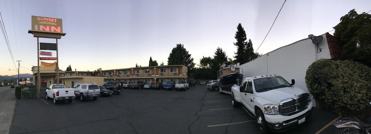 Sunset Inn Grants Pass Eksteriør bilde