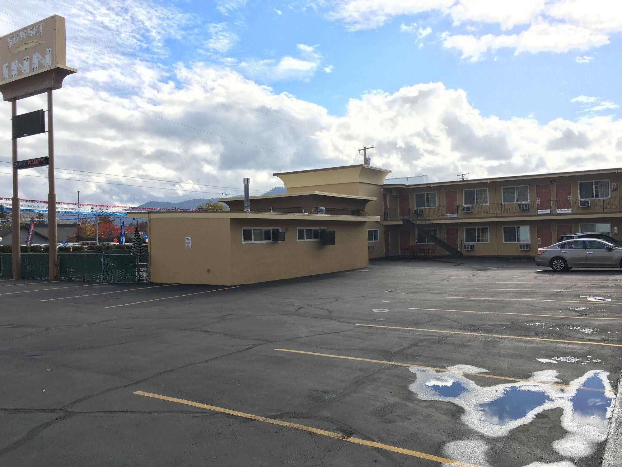 Sunset Inn Grants Pass Eksteriør bilde