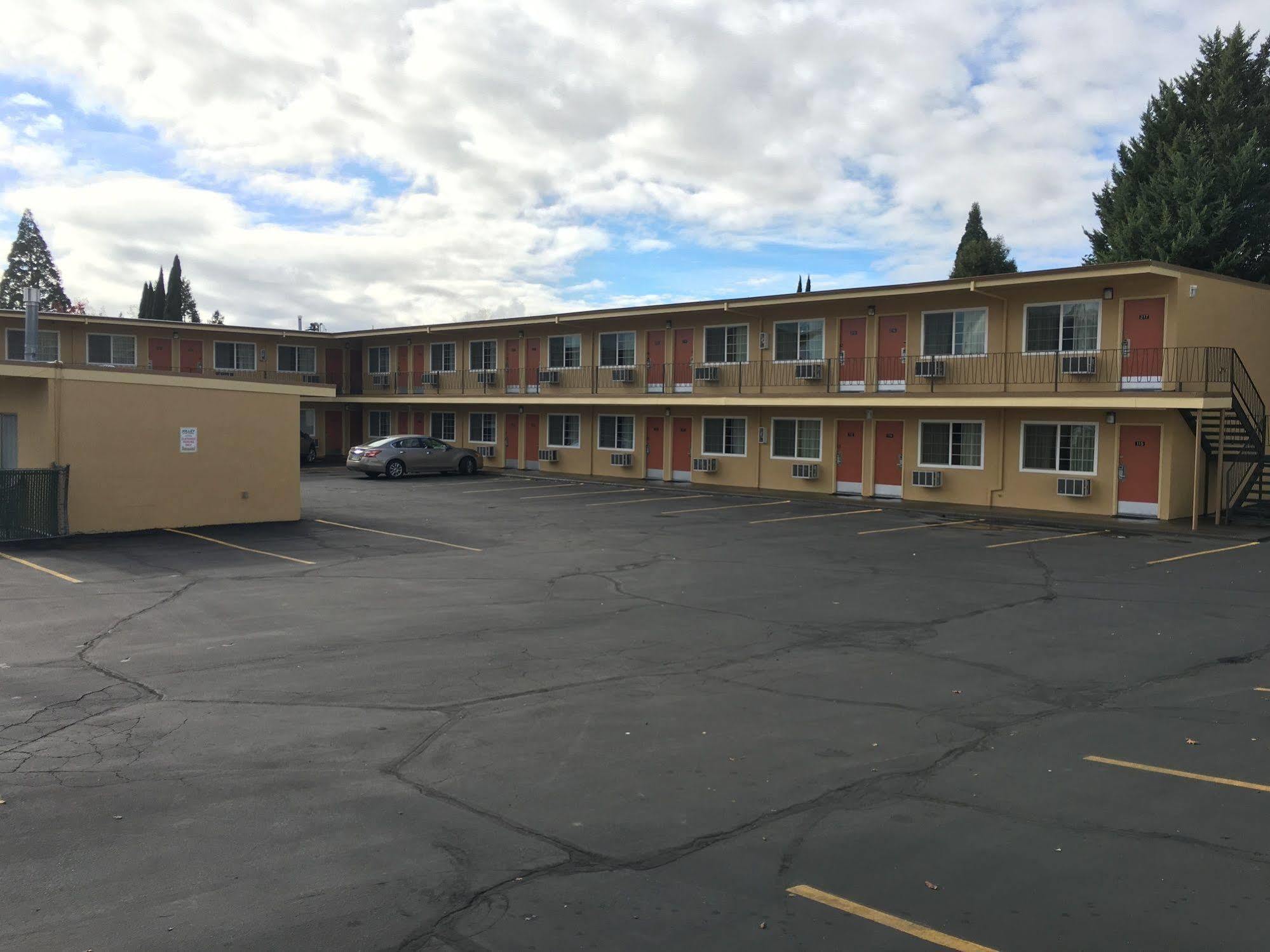 Sunset Inn Grants Pass Eksteriør bilde